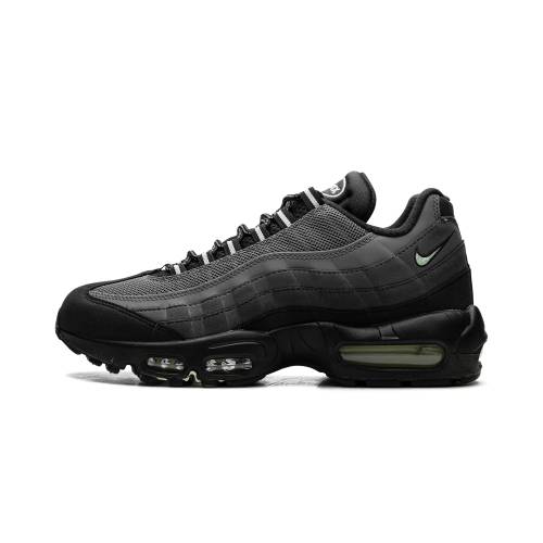 ナイキ マックス エアマックス "VAPOR GREEN" スニーカー メンズ NIKE AIR MAX 95 HM0622 001 /|スニケス