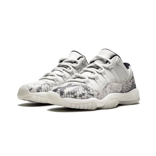 jordan 11 low le light bone