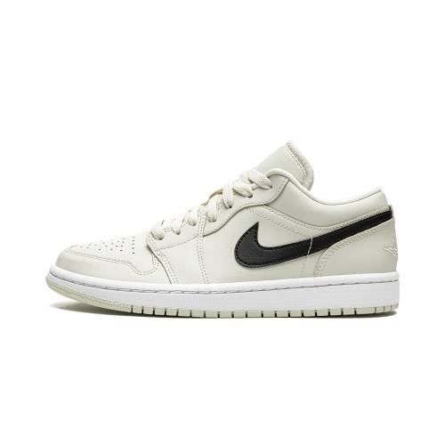 ナイキ ジョーダン \"COCONUT MILK\"" スニーカー レディース JORDAN AIR 1 LO WMNS DC0774 121 /"