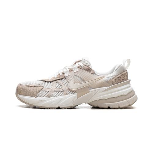 ナイキ 幽客 砂色 沙子 \"SAIL DRIFT\"" スニーカー レディース NIKE V2K RUN WMNS SAND HV3917 133 /"