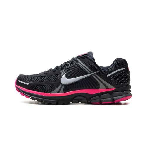 ナイキ 望遠レンズ サクラ色 \"BLACK BLAST\"" スニーカー メンズ NIKE ZOOM VOMERO 5 PINK FB9149 004 /"
