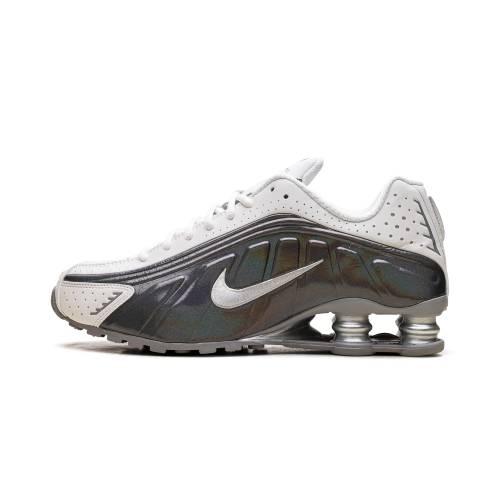 ナイキ ショックス \"WHITE IRIDESCENT\"" スニーカー レディース NIKE SHOX R4 WMNS IB7703 100 /"