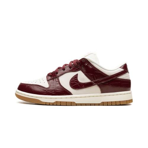 ナイキ ダンク 赤 赤いこと ダンクロー \"TEAM CROC\"" スニーカー レディース NIKE WMNS DUNK LOW LX RED FJ2260 004 /"
