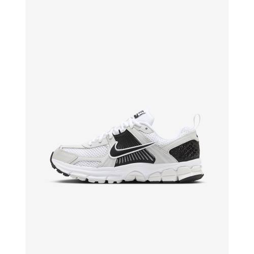 ナイキ 純然たる \u0027WHITE PLATINUM\u0027 お坊っちゃん キッズ NIKE (YOUTH) VOMERO 5 PURE HF6998-103 / もの言う花 マタニティ スニーカー