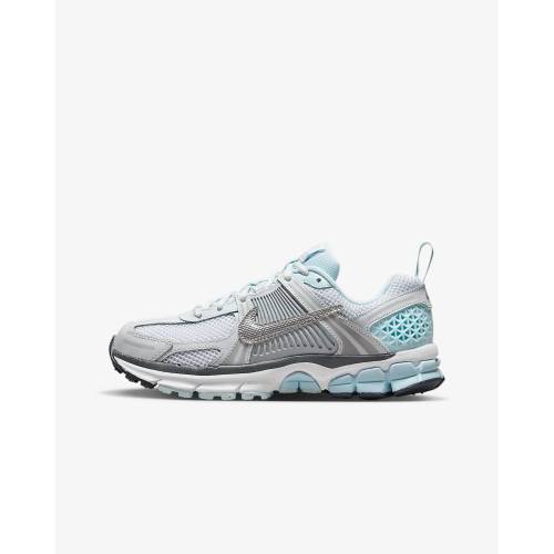 ナイキ 純然たる \u0027WHITE PLATINUM\u0027 お坊っちゃん キッズ NIKE (YOUTH) VOMERO 5 PURE HF6998-102 / もの言う花 マタニティ スニーカー