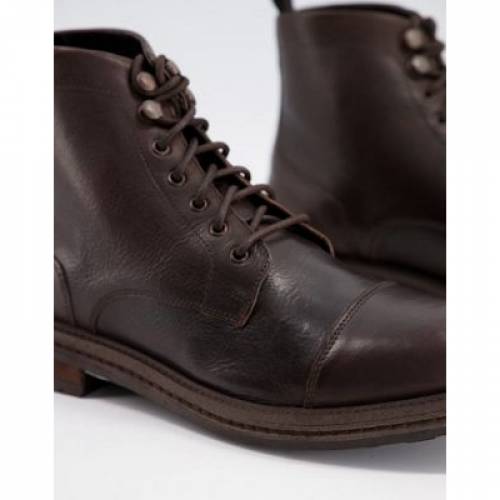 ウォークロンドン Walk London ウォーク 酋長 キャップ キャップ ブーツ 茶色 赤銅色 なめし革 Walk London Wolf Toe Cap Boots In Brown Waxy Leather メンズ ブーツ モードブランド名 インフォーマル ファッション スニーカー Bodhidharma Gym Com