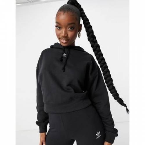 アディダス Adidas Originals アディダス オリジナルス トレフォイル ロゴタイプ フーディー パーカー 墨染め ネグロ Adidas Originals Trefoil Essentials Cropped Logo Hoodie In Black レディースモード ファッション商標名 非公式 ファッション ジャンパー パーカー