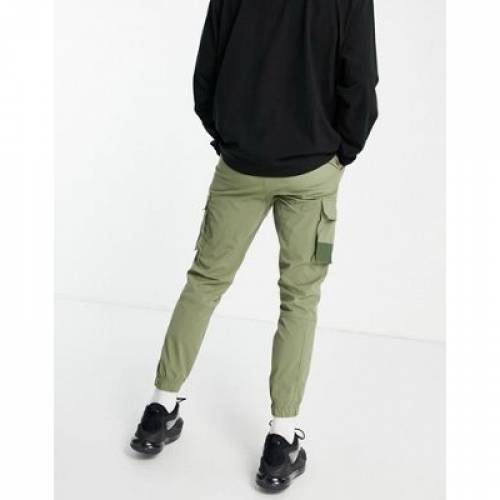 ジャックアンドジョーンズ Jack Jones ナイロン テック カーゴ カーキ 緑 グリーン カーゴパンツ メンズ Green Jack Jones And Intelligence Nylon Tech Cuffed In Khaki Dark Lichen Southwestne Com