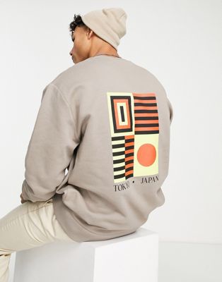 ファッション エイソス Asos Design スウェットシャツ トレーナー 灰色 グレー メンズ Oversized Sweatshirt In Grey With Flag Back Print Driftwood