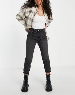 TOPSHOP PETITE 【小さめ】 ジーンズ 黒色 ブラック レディース 【 TOPSHOP PETITE MOM JEANS IN WASHED BLACK 】