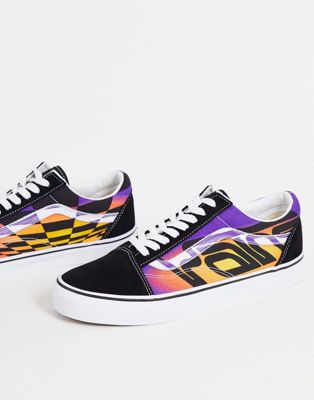 ヴァンズ VANS バンズ グラフィック スニーカー スニーカー 黒色 ブラック オールドスクール メンズ 【 VANS GRAPHIC CHECK TRAINERS IN BLACK MULTI 】