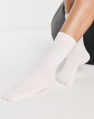 アンドアザーストーリーズ OTHER STORIES 靴下 ピンク レディース 【 PINK OTHER STORIES AND COTTON FLOWER EMBROIDERED SOCKS IN LIGHT 】
