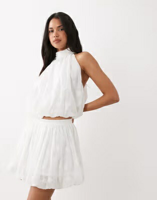 ノンスリーブ 白色 ホワイト レディース GINA TRICOT GINA TRICOT HALTERNECK SLEEVELESS TOP IN WHITE FLOWER PRINT - PART OF A SET / OFF WHITE｜スニケス 22,680円