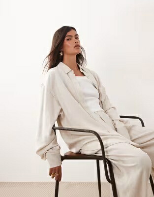 カーゴ 白色 ホワイト ナチュラル レディース ARRANGE LINEN BLEND OVERSIZED CARGO POCKET SHIRT IN WHITE - PART OF A SET / NATURAL｜スニケス