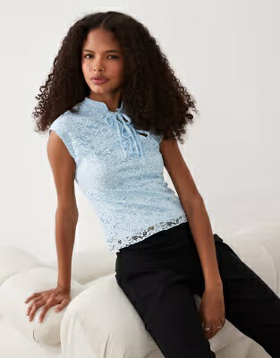 ミスセルフリッジ 青色 ブルー レディース MISS SELFRIDGE MISS SELFRIDGE LACE TOP WITH TIE-UP MANDARIN COLLAR IN BLUE /|スニケス