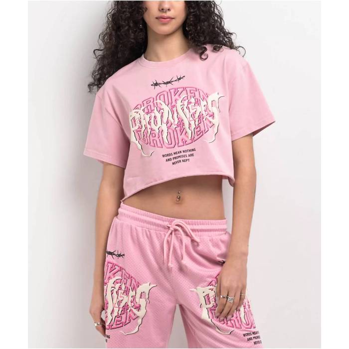 【★百貨店SALE★6/11十二時2時迄】Broken Promises 【 Underworld Pink Boxy Crop T-Shirt Women\u0027s Light Pastel Pink 】 pink サクラ色 Crop クロップ プルオーバー レディース pink サクラ色