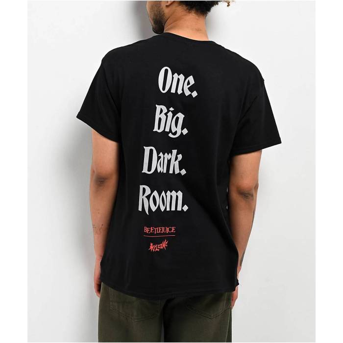 Welcome Skateboards 【 Welcome X Beetlejuice Dark Room Black T-Shirt Men\u0027s Black 】 黒いこと 黒いこと プルオーバー メンズ 黒いこと 黒いこと