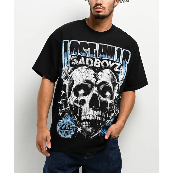 Sad Boyz 【 $Ad Boyz By Junior H X Lost Hills Nails Black T-Shirt Men's Black 】 黒色 ブラック Tシャツ メンズ 黒色 ブラック