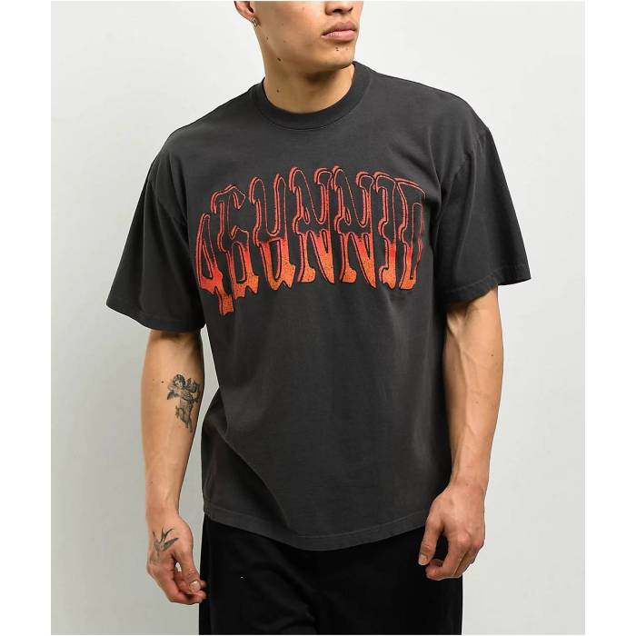 4Hunnid 【 Arc Charcoal T-Shirt Men\u0027s Charcoal 】 濃灰色 プルオーバー メンズ 濃灰色