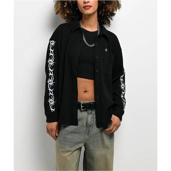 Lurking Class By Sketchy Tank 【 Cyber Skull Black Thermal Long Sleeve Button Up T-Shirt Women's Black 】 黒色 ブラック Sleeve スリーブ Tシャツ レディース 黒色 ブラック