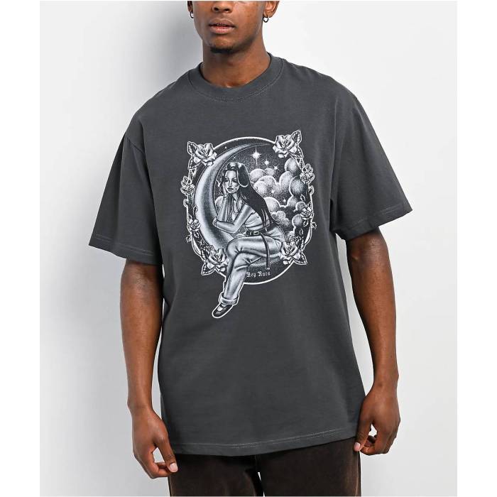 Hey Ruca 【 Over The Moon Charcoal T-Shirt Men's Charcoal 】 チャコール Tシャツ メンズ チャコール|スニケス