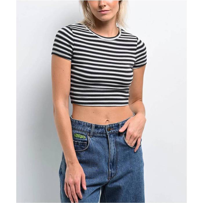 【★百貨店SALE★6/11十二時2時迄】Zine 【 Irina Black \u0026 White Stripe Crop T-Shirt Women\u0027s Black 】 黒いこと 黒いこと 白いこと 白いこと Stripe 縞模様 Crop クロップ プルオーバー レディース 黒いこと 黒いこと