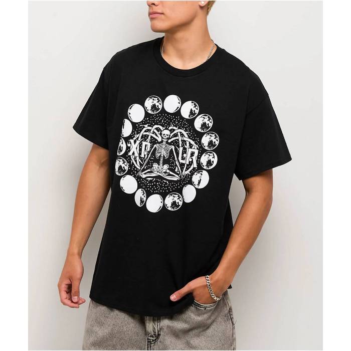 【★百貨店SALE★6/11真夜中2時迄】Xplr 【 Tree Of Life Black T-Shirt Men\u0027s Black 】 黒いこと 黒いこと ティーシャツ メンズ 黒いこと 黒いこと