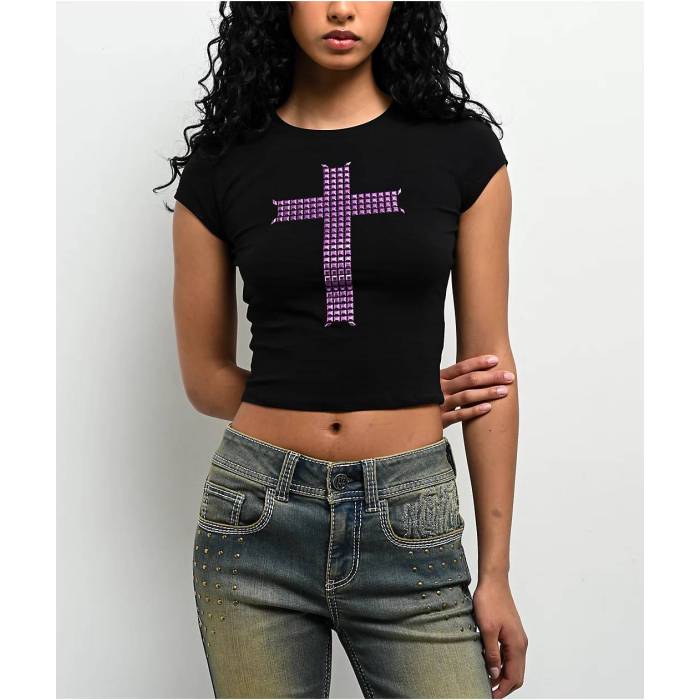 Ninth Hall 【 Alina Studs Cross Black Crop T-Shirt Women\u0027s Black 】 黒いこと 黒いこと Crop クロップ プルオーバー レディース 黒いこと 黒いこと