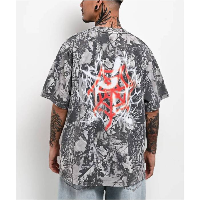 Vitriol 【 Duv Grey Camo T-Shirt Men's Grey 】 灰色 グレー カモ柄 Tシャツ メンズ 灰色 グレー｜スニケス