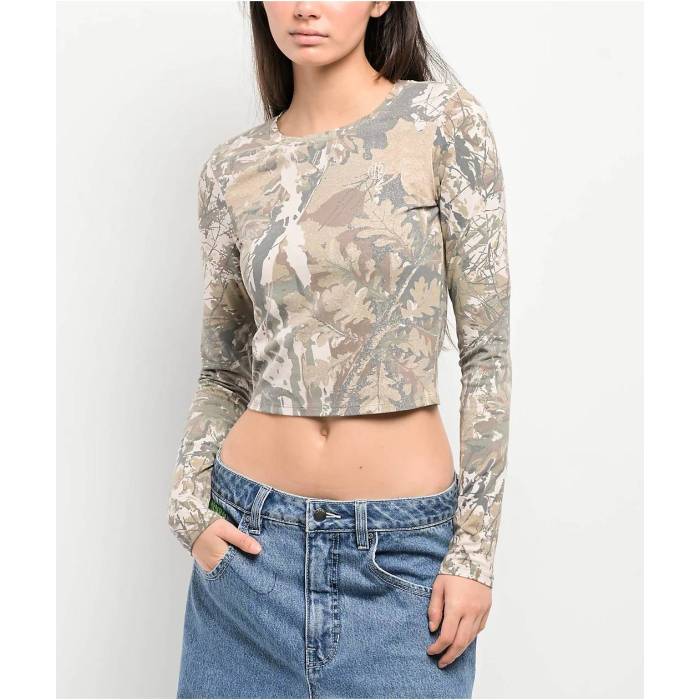Ninth Hall Fundamentals 【 Estie Light Camo Long Sleeve Crop T-Shirt Women\u0027s Brown 】 間鴨柄 Sleeve 捩り Crop クロップ プルオーバー レディース 赤銅色 赤銅色