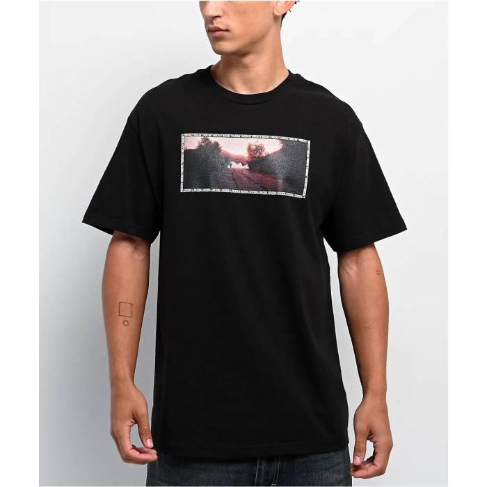 Hockey 【 My Friend The Liar Black T-Shirt Men's Black 】 黒色 ブラック Tシャツ メンズ 黒色 ブラック