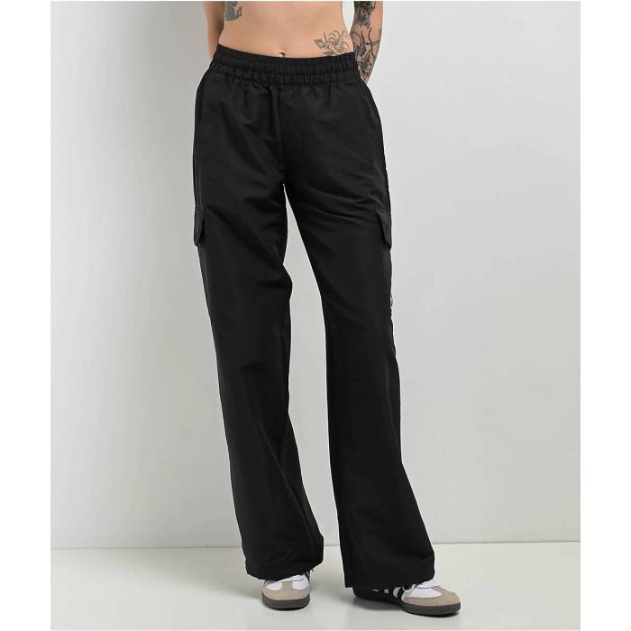 アディダス Adidas 【 Essentials Woven Black Cargo Pants Women's Black 】 Woven ウーブン 黒色 ブラック カーゴ レディース 黒色 ブラック