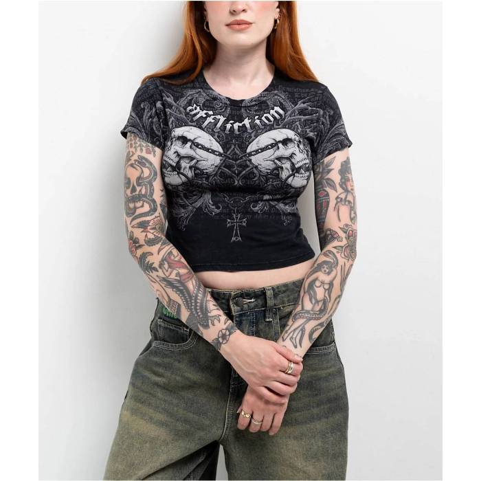 アフリクション Affliction 【 Collapse Black Lava Wash Crop T-Shirt Women's Black 】 黒色 ブラック Crop クロップ Tシャツ レディース 黒色 ブラック｜スニケス
