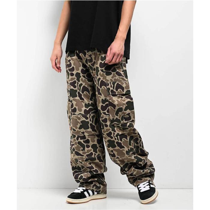 帝国 Empyre 【 Duck Camo Ultra Loose Cargo Pants Men\u0027s Green 】 家鴨柄 ultra ウルトラ 積貨委託貨物 メンズ green 緑・緑であること