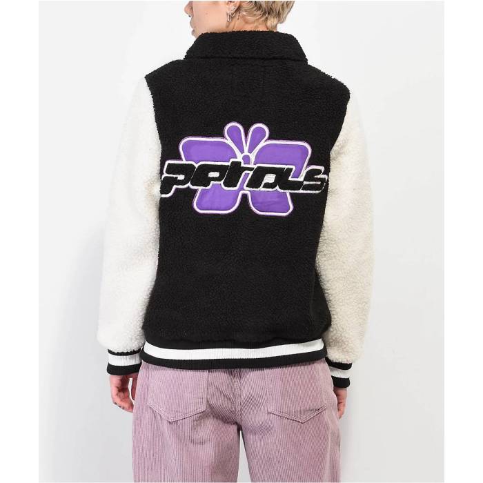 【★百貨店SALE★6/11真夜中2時迄】ペタルズアンドピーコックス Petals And Peacocks 【 Petals By Petals \u0026 Peacocks Black \u0026 White Sherpa Varsity Jacket Women\u0027s Black 】 黒いこと 黒いこと 白いこと 白いこと Jacket 上衣 レディース 黒いこと 黒いこと