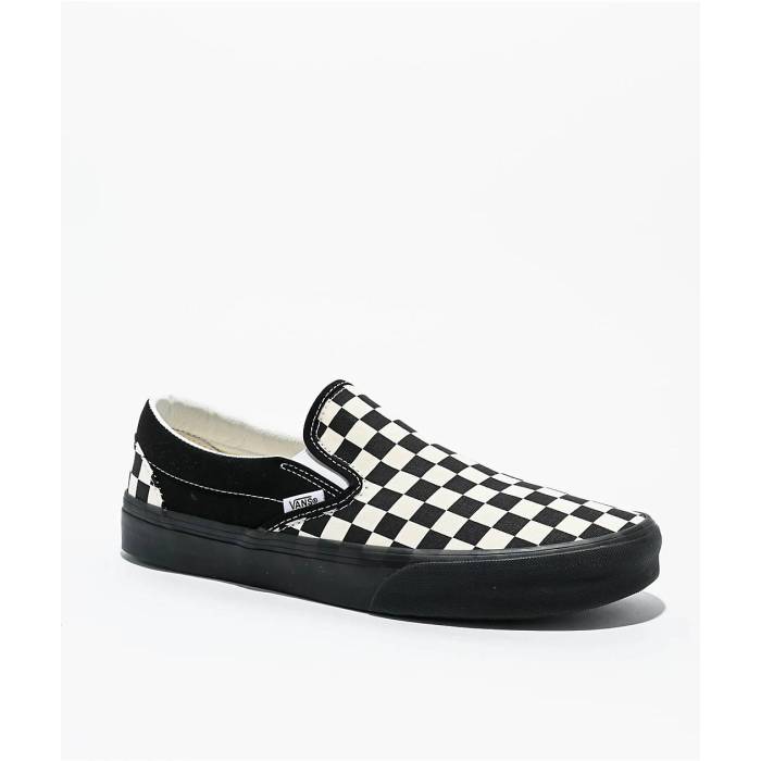 ヴァンズ Vans 【 Classic Slip-On Checkerboard White \u0026 Black Skate Shoes Men Black 】 クラシック slip-on スリッポン 白色 ホワイト 黒色 ブラック Skate スケート シューズ 運動靴 メンズ 黒色 ブラック