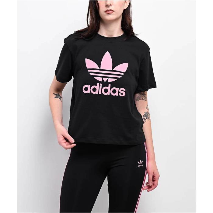 アディダス Adidas 【 Trefoil Black \u0026 Pink Boxy T-Shirt Women\u0027s Black 】 トレフォイル 黒いこと 黒いこと pink サクラ色 プルオーバー レディース 黒いこと 黒いこと