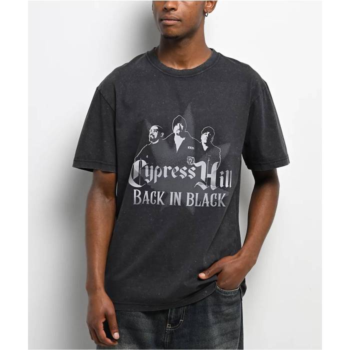Cross Colours 【 X Cypress Hill Back In Black Wash T-Shirt Men's Charcoal 】 黒色 ブラック Tシャツ メンズ チャコール 13,425円