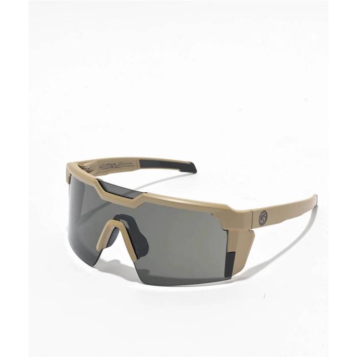 【★百貨店SALE★6/11真夜中2時迄】Heat Wave 【 Future Tech Z87 Desert Tan Sunglasses Men\u0027s Tan 】 テック 黒眼鏡 メンズ