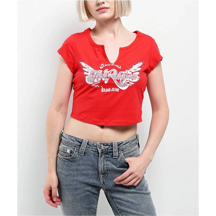【★百貨店SALE★6/11真夜中2時迄】トゥルーレリジョン True Religion 【 Crystal Wing Scarlet Notch Crop T-Shirt Women\u0027s Red 】 Crop クロップ ティーシャツ レディース Red 赤・赤いこと