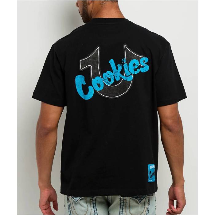 トゥルーレリジョン True Religion 【 X Cookies Horseshoe Applique Black T-Shirt Men's Black 】 黒色 ブラック Tシャツ メンズ 黒色 ブラック