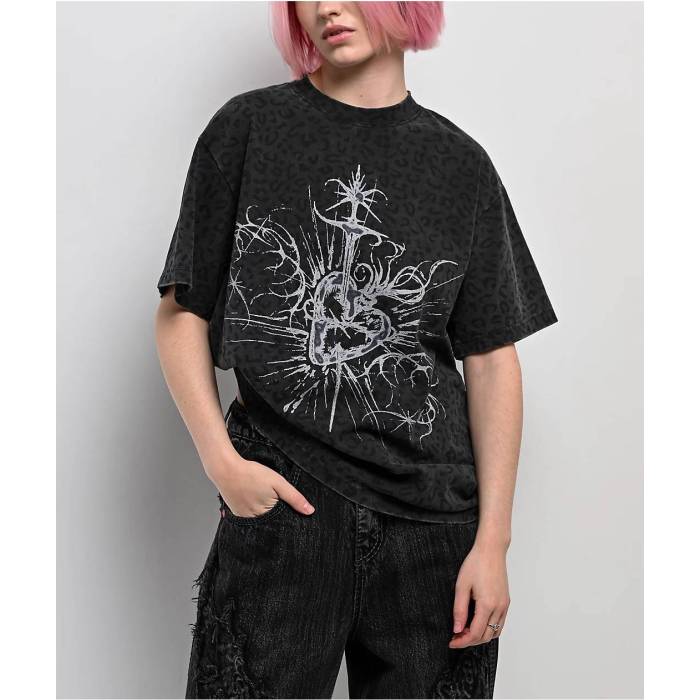 Vitriol 【 Cyber Angst Grey T-Shirt Women's Grey 】 灰色 グレー Tシャツ レディース 灰色 グレー｜スニケス