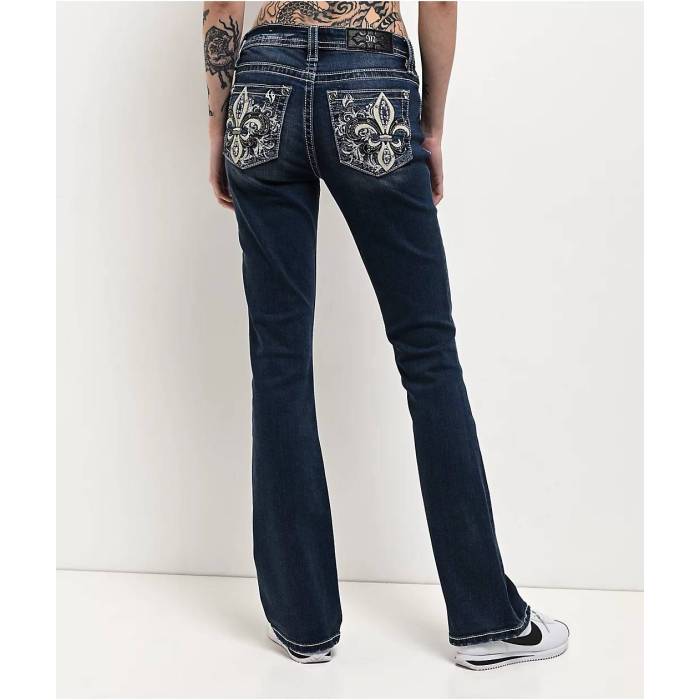 【★百貨店SALE★6/11十二時2時迄】ミスミー Miss Me 【 Fleur De Lis Light Blue Wash Bootcut Jeans Women\u0027s Light Pastel Blue 】 青み 青色 デニム レディース 青み 青色