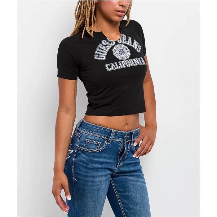【★百貨店SALE★6/11真夜中2時迄】Guess Jeans 【 Notch Neck Black Crop T-Shirt Women\u0027s Black 】 黒いこと 黒いこと Crop クロップ ティーシャツ レディース 黒いこと 黒いこと