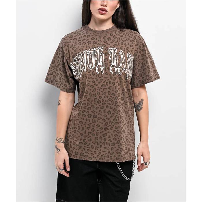 Ninth Hall 【 Fien Vintage Leopard Brown T-Shirt Women\u0027s Brown 】 vintage ビンテージ・ヴィンテージ ヒョウ柄 レオパード 赤銅色 赤銅色 プルオーバー レディース 赤銅色 赤銅色