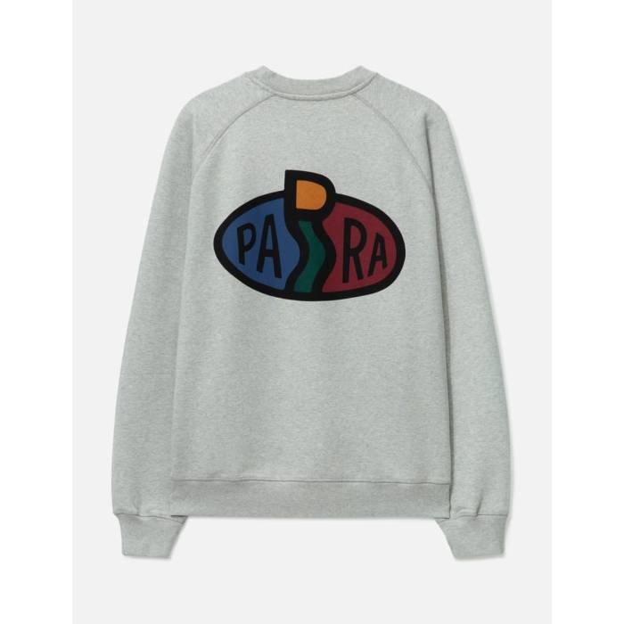 By Parra 【 Legs Logo Crew Neck Sweatshirt Men Heather Grey 】 ロゴタイプ 労働者の一団 流汗 調教師 メンズ heather ギョリュウモドキ 薄墨色 薄墨色