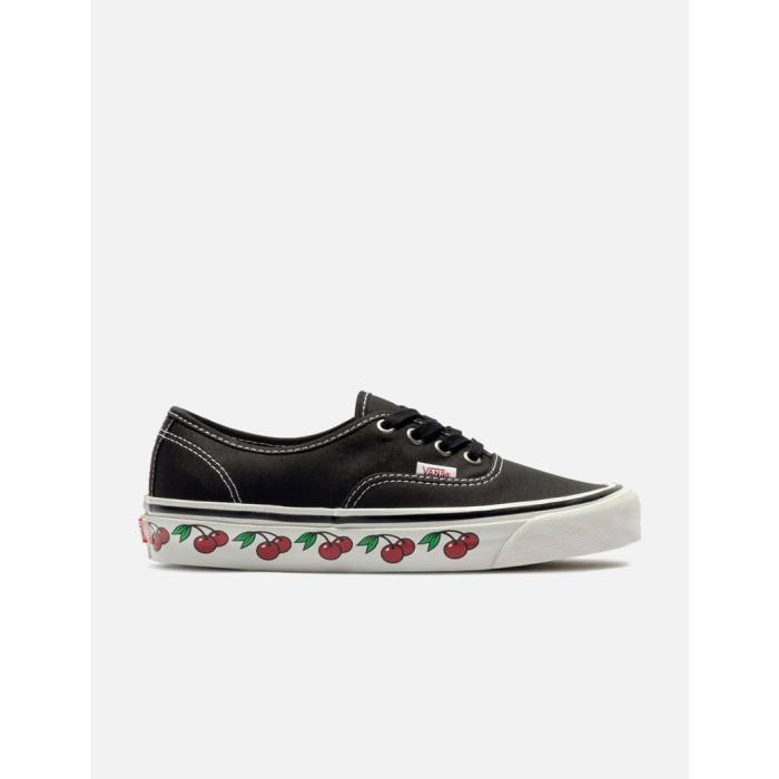 ヴァンズ Vans 【 Hot N Sweet Authentic Women Black 】 オーセンティック レディース 黒色 ブラック 16,380円