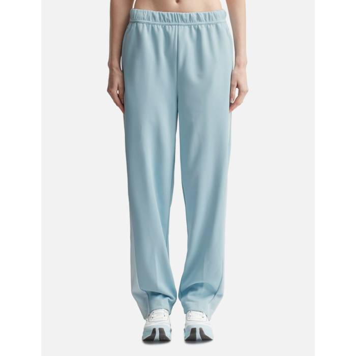 オン On 【 X Bureau Borsche Track Pants Ik Unisex Chambray/ Cascade 】 トラック ユニセックス カスケード