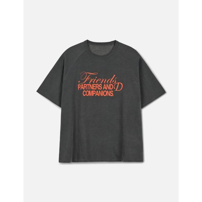 Deinet 【 D & Friends Graphic Overfit T-Shirt Unisex Charcoal 】 グラフィック Tシャツ ユニセックス チャコール