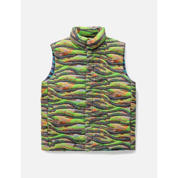 Erl 【 Unisex Printed Quilted Puffer Vest Unisex Green Rave Camo 】 ベスト ユニセックス green 緑・グリーン カモ柄 43,860円